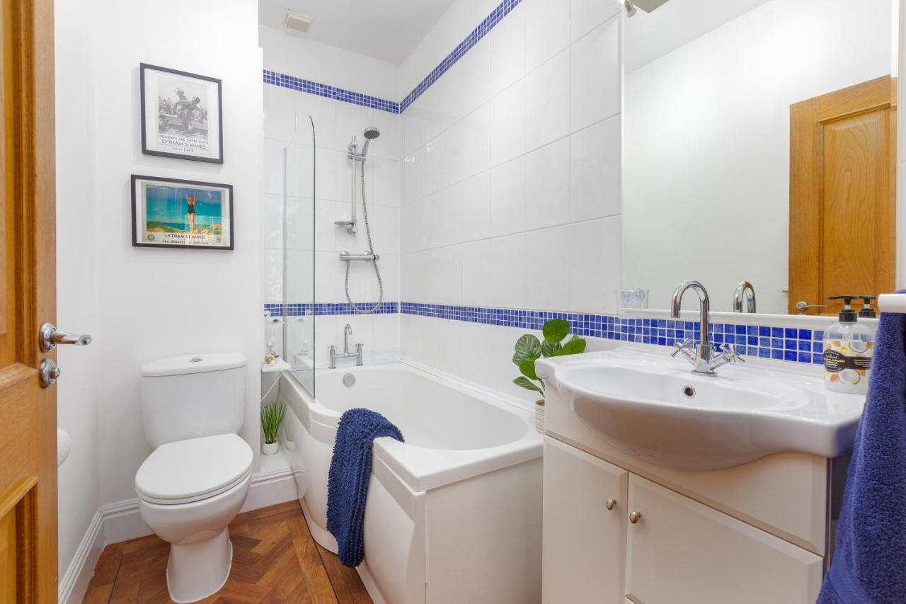 Charles Alexander Short Stay - Clifton Drive Beach Retreat Lytham St Annes Exterior photo